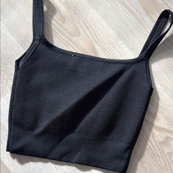 Zara Knit Black Women's Top NEW - Picture 3 of 3